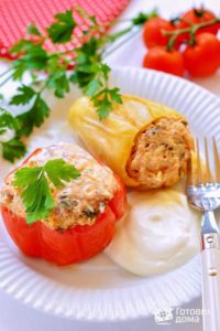 Перец, фаршированный мясной начинкой - пошаговый рецепт с фото