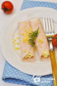 Рулетики из ветчины с сыром и чесноком - пошаговый рецепт с фото